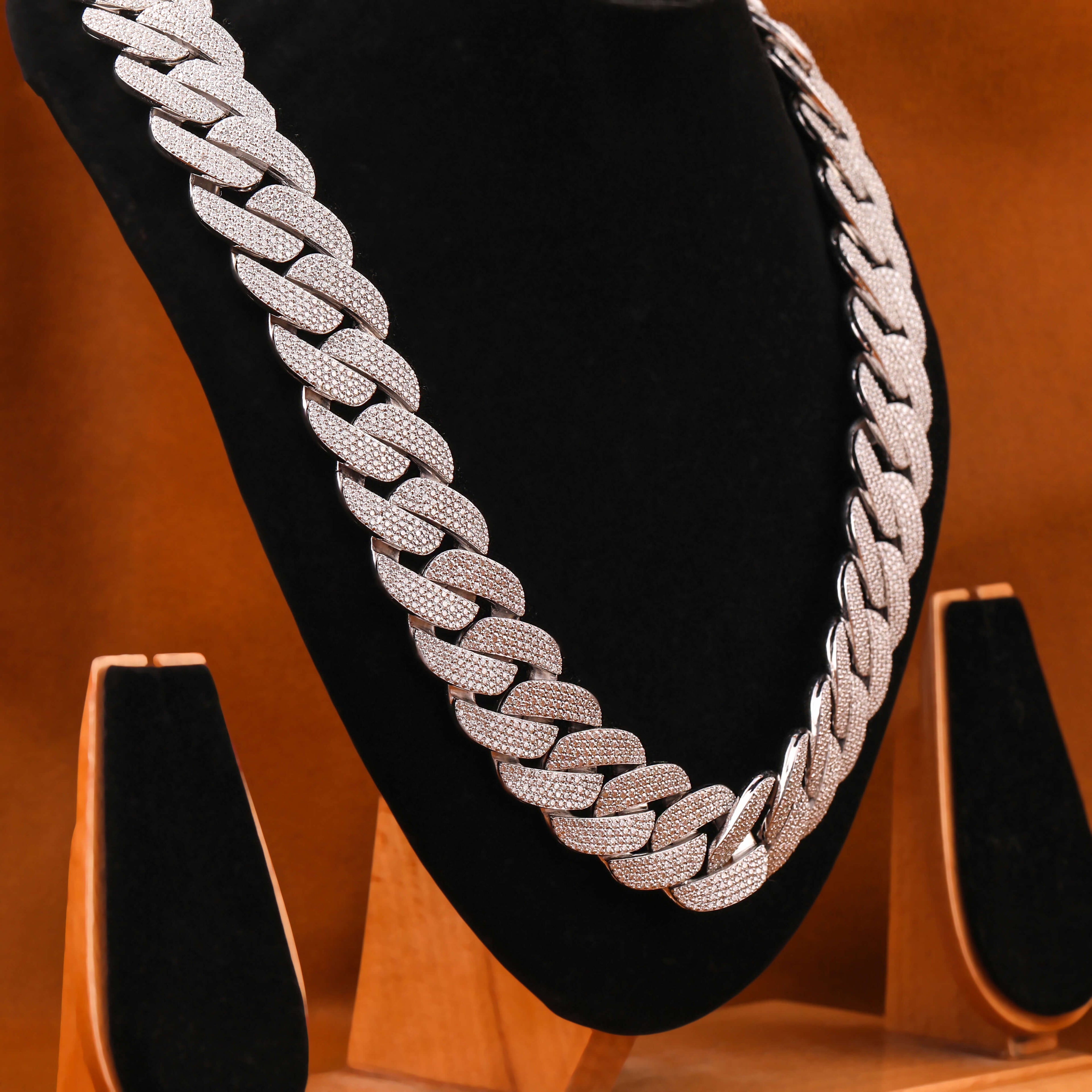 Lab Grown Diamond Flower Minimalist Necklace